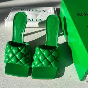 💚 BOTTEGA VENETA 💚 Padded Heels